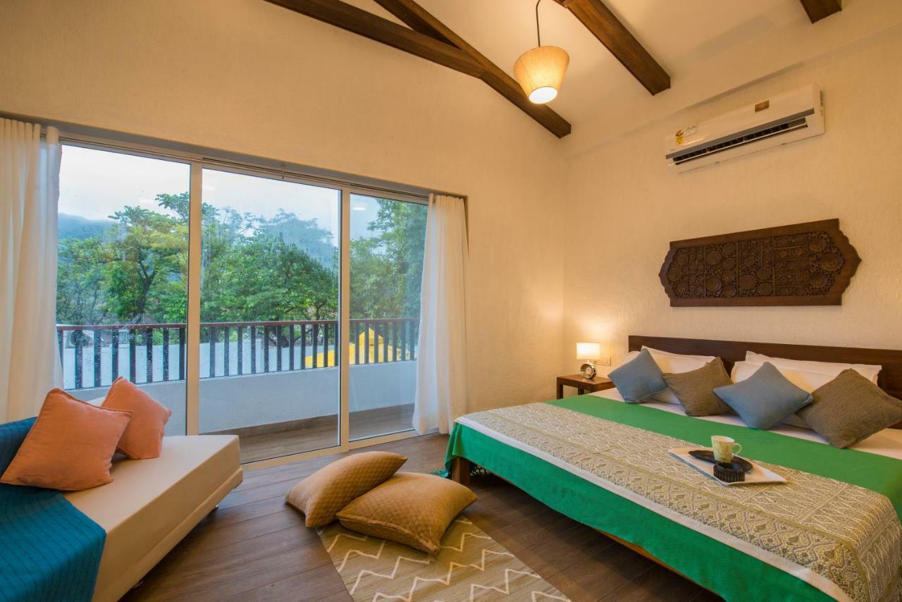 El Lodge By Stayvista - Pool, Lawn, And A Charming Gazebo For Your Perfect Getaway Лонавла Екстер'єр фото